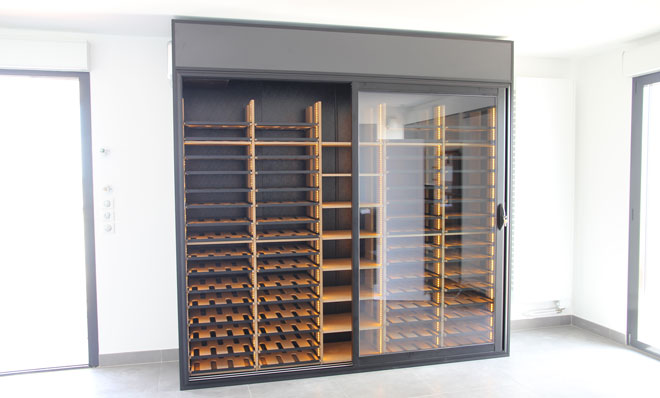 Exemple de réalisation d'une armoire à vin sur-mesure